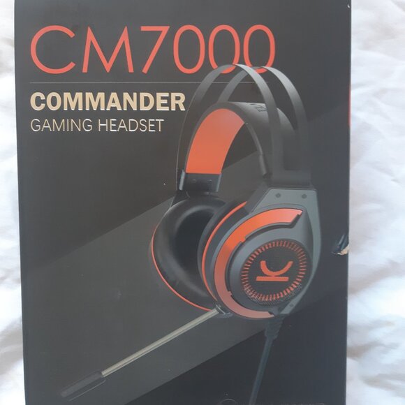 NWOT Commender gaming headset - Picture 3 of 6
